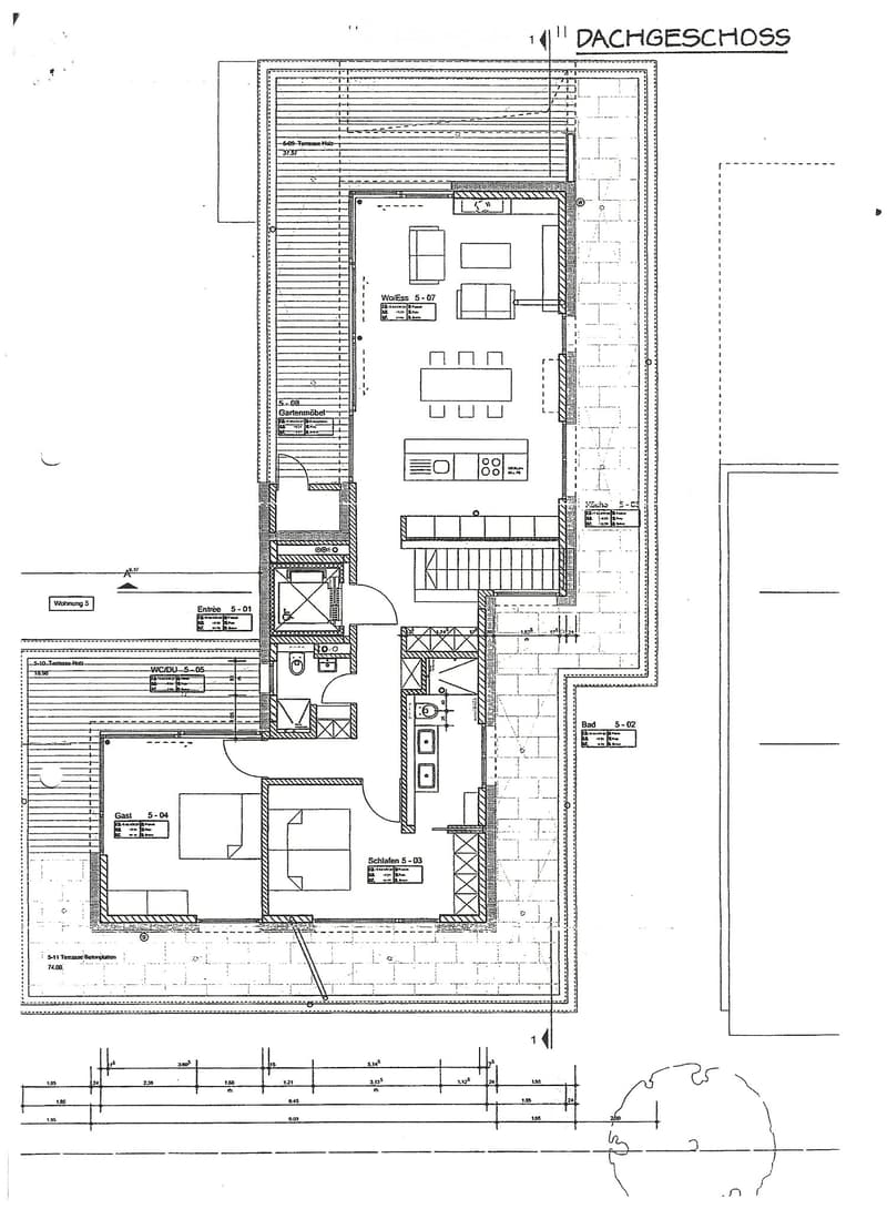 Floor plan of a roof level showing multiple rooms including a terrace, living area, bedroom, bathroom, and kitchen.