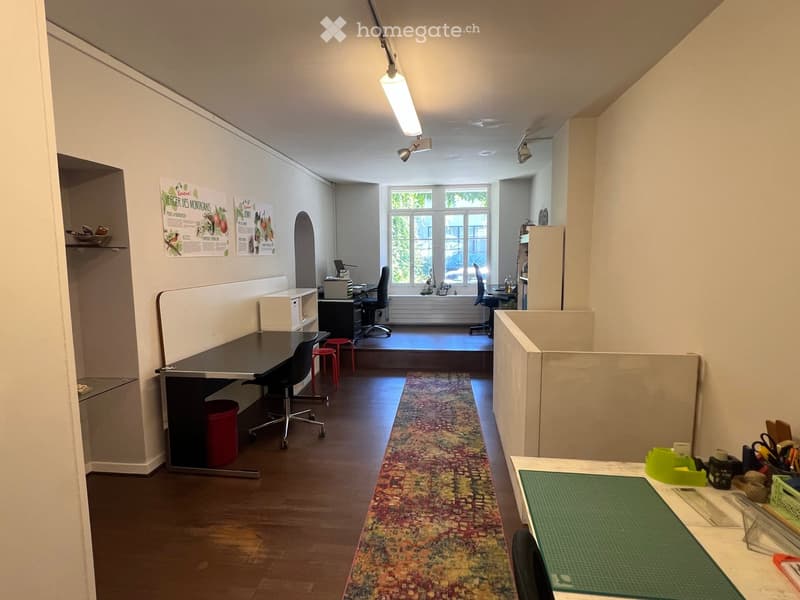{"type": "Furnished Room", "objects": ["table", "chair", "stool", "screen", "chair", "stool", "stool", "stool", "stool", "stool", "stool", "stool", "stool", "stool", "stool", "stool", "stool", "stool", "stool", "stool", "stool", "stool", "stool", "stool",
