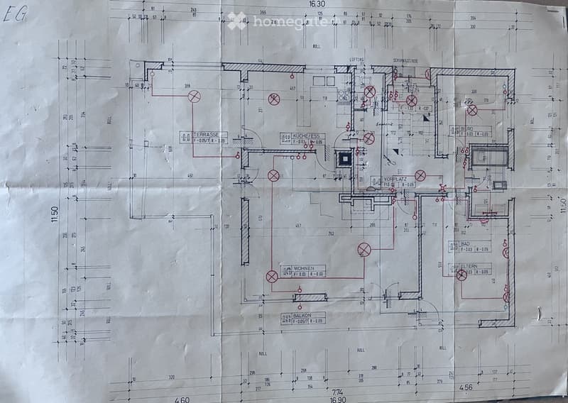 Floor plan of a residential unit showing a living area, kitchen, bedroom, bathroom, balcony, and terrace with labeled dimensions and room labels.