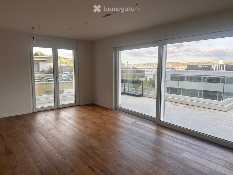 empty room, wooden floor, sliding glass doors, balcony, city view