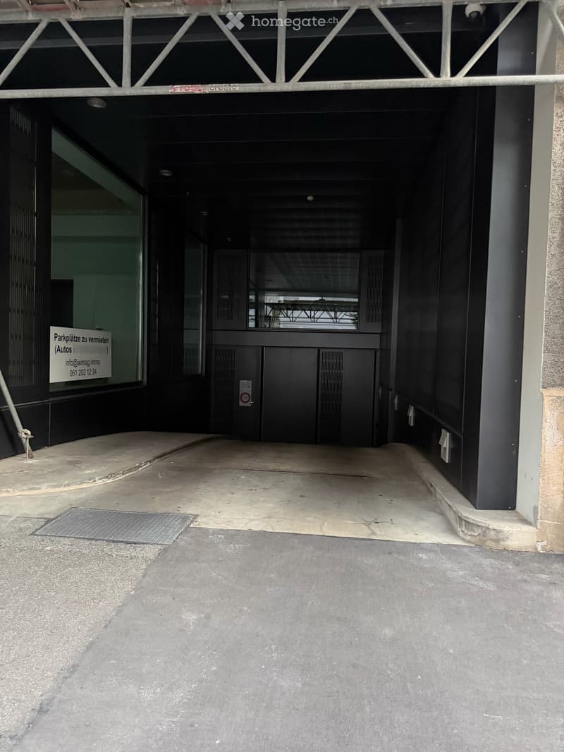 Rollstuhlparkplatz in zentraler Lage Basel – Nachmieter gesucht (2)