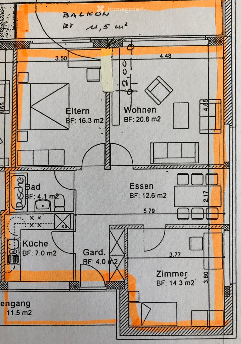 Floor plan showing a layout with labeled rooms including Eltern (parents), Wohnen (living), Bad (bathroom), Essen (dining), Küche (kitchen), Gard. (garden), and Zimmer (bedroom). Includes a balcony and entrance area.