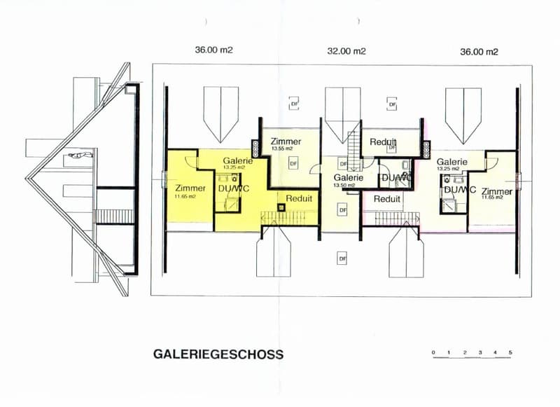 Floor plan of a gallery level showing multiple rooms including bedrooms, a gallery, and a restroom. Areas are labeled with square meter measurements.