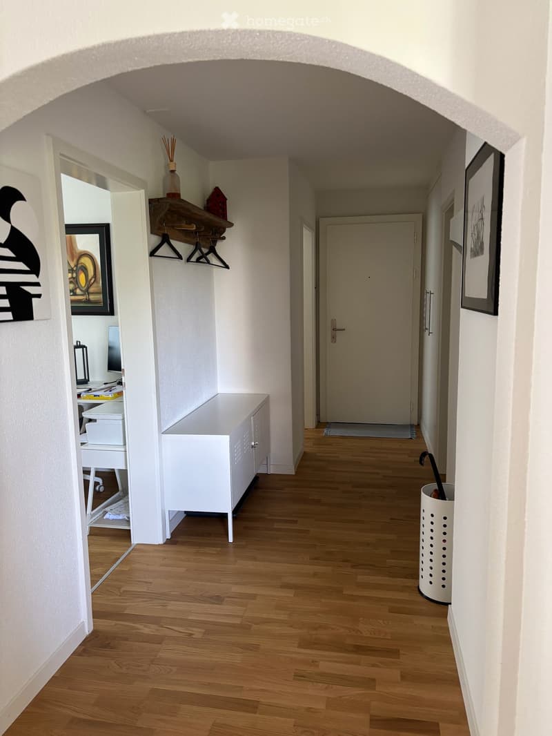 Helle 3.5-Zimmer-Wohnung mit Balkon in Baar (ZG) (4)