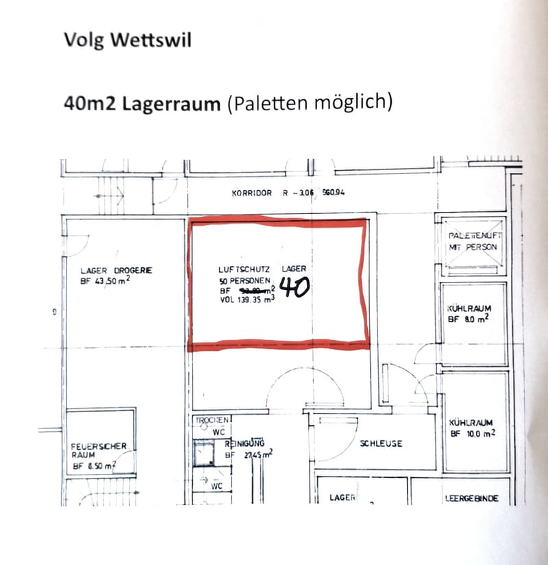 Floor plan showing a 40m2 storage area, corridor, airlock, and various rooms including a fire safety room, WC, and cooling rooms.