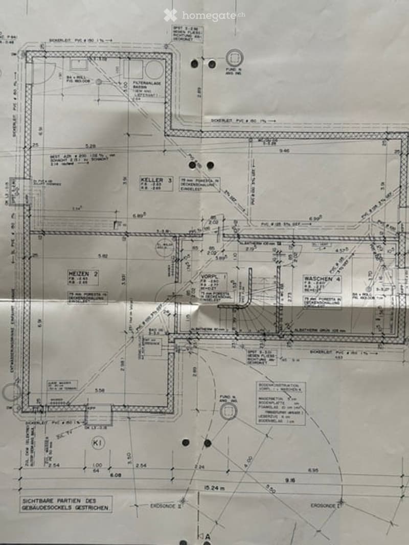 Floor plan of a multi-level residential building, showing rooms labeled as Keller (basement), Wohnen (living), Schlafzimmer (bedroom), Bad (bathroom), and Waschraum (laundry room).