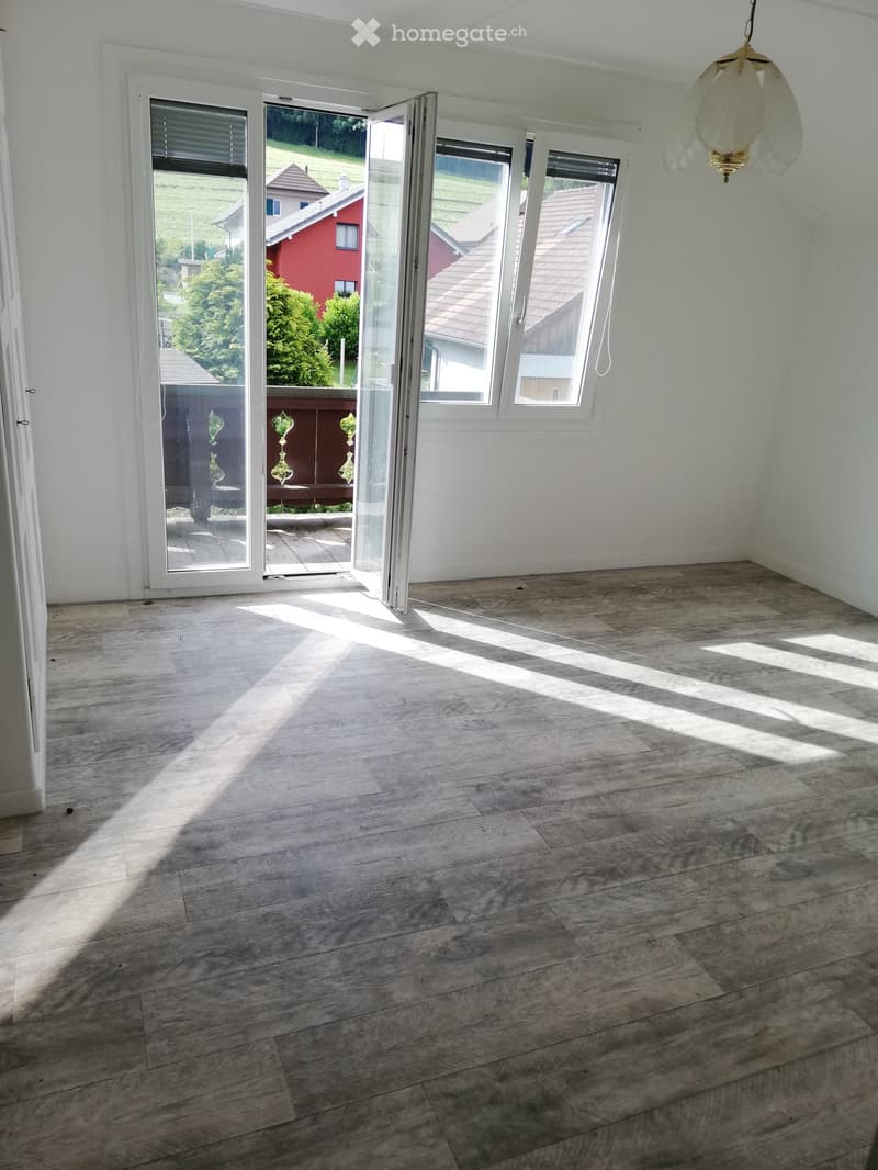 Heimeliges Chalet in Murgenthal mit grossem Terrassengarten zu verkaufen (8)