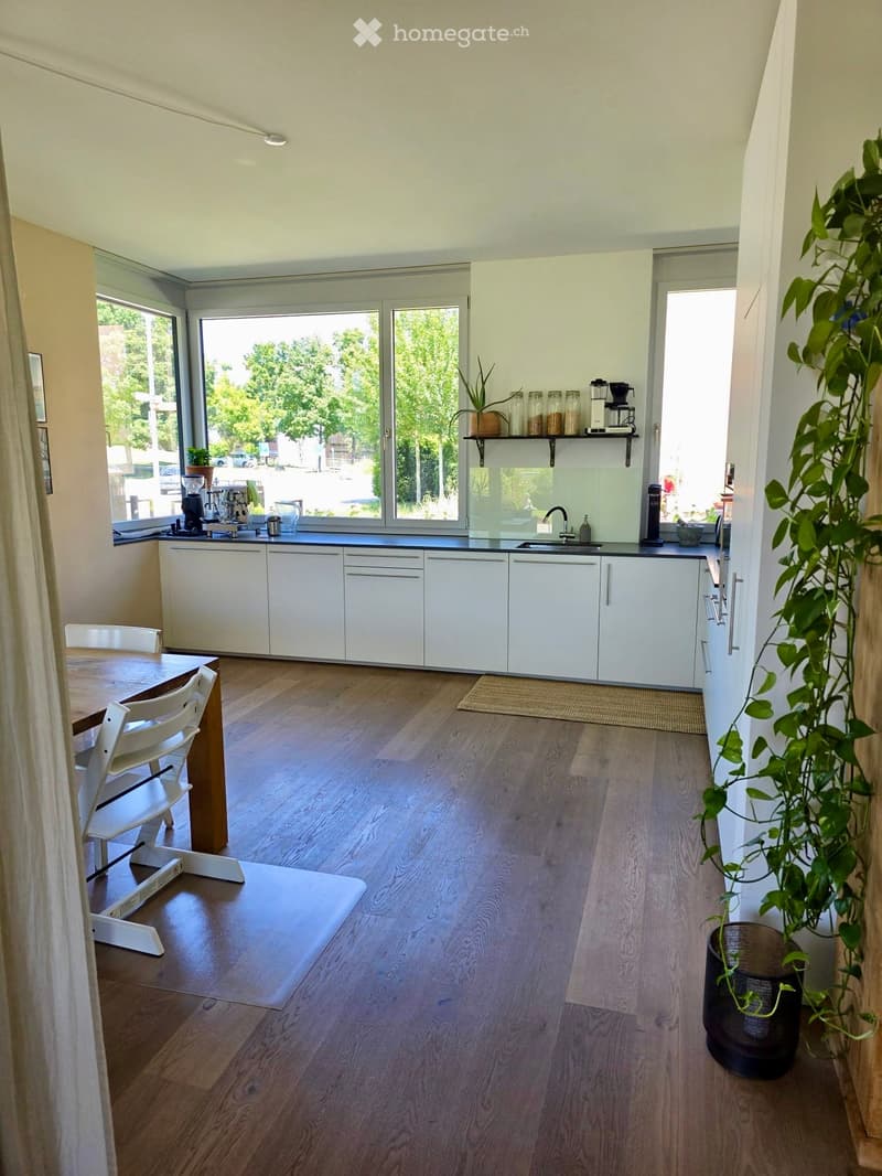 {"type": "Kitchen", "objects": ["cabinet", "sink", "faucet", "table", "chair", "coffee maker", "cupboard", "faucet", "sink", "faucet", "cupboard", "cupboard", "cupboard", "cupboard", "cupboard", "cupboard", "cupboard", "cupboard", "cupboard", "cupboard",
