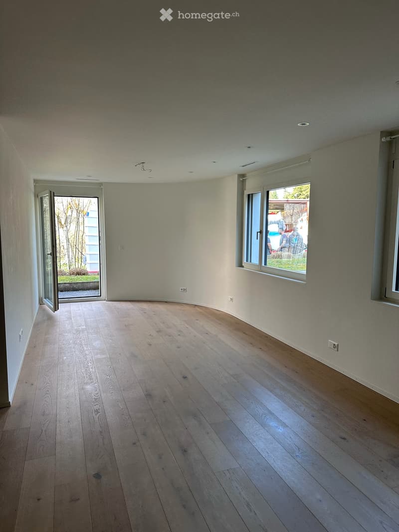 Charmante 2.5-Zimmer-Terrassenwohnung an der Witikonerstrasse in Zürich sucht Nachmieter per sofort (2)