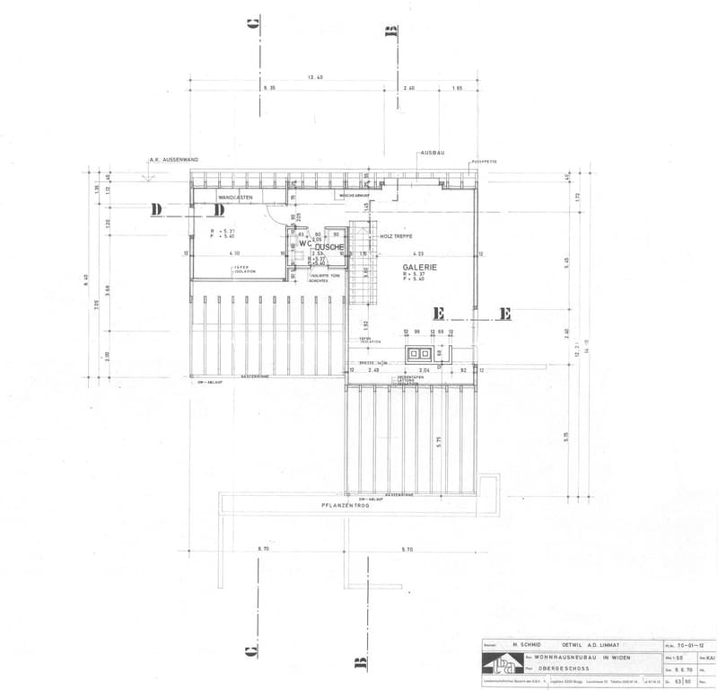 Floor plan of a residential building showing multiple rooms including a gallery, wash area, and plant room. Dimensions and labels are provided for each section.