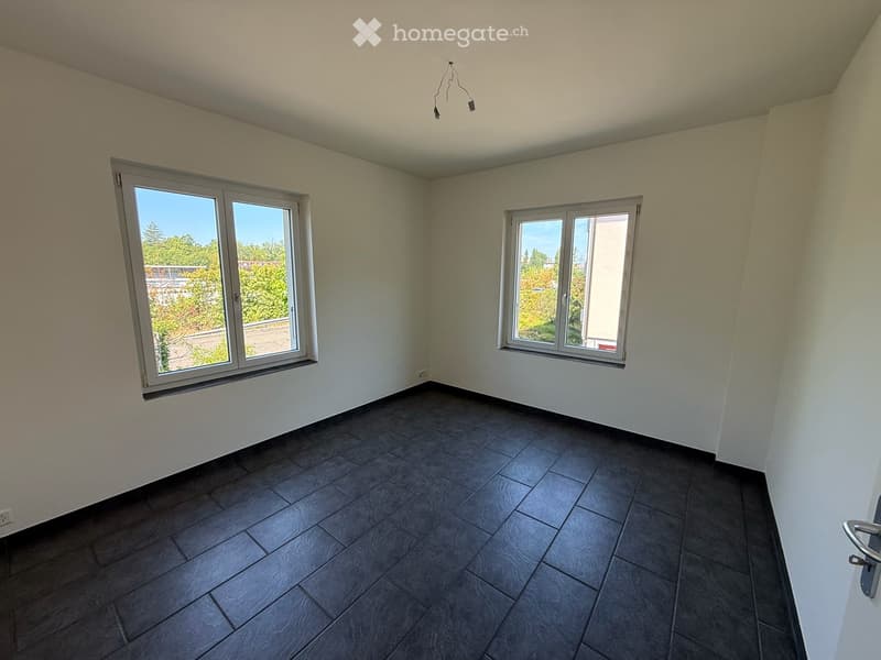 Helle 2.5-Zimmer-Wohnung in gepflegtem Zweifamilienhaus (3)