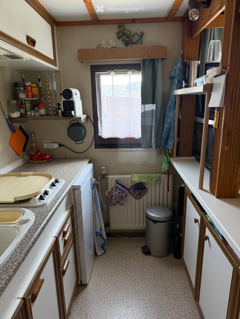 {"type": "Kitchen", "objects": ["sink", "fridge", "oven", "cupboard", "fridge", "oven", "fridge", "oven", "cupboard", "oven", "cupboard", "oven", "cupboard", "oven", "cupboard", "oven", "cupboard", "oven", "cupboard", "oven", "cupboard", "oven", "cupboard