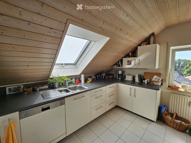 {"type": "Kitchen", "objects": ["sink", "faucet", "dishwasher", "coffee maker", "toaster", "cabinet", "fridge", "cutting board", "faucet", "fridge", "oven", "fridge", "oven", "oven", "oven", "oven", "oven", "oven", "oven", "oven", "oven", "oven", "oven",