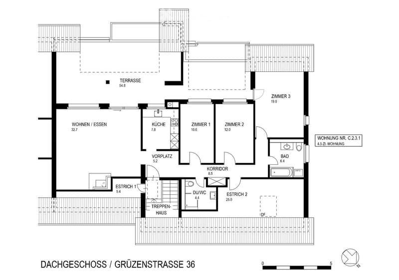 Floor plan of a 5-room apartment on the roof level, including living/dining area, kitchen, three bedrooms, bathroom, hallway, and staircase house.