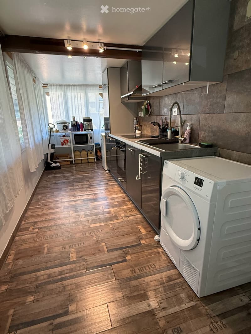 Stunning 2.5-Room Apartment with Breathtaking Views in Veytaux (4)