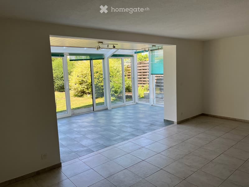 Charmantes 6-Zimmer-Einfamilienhaus mit Wintergarten und Garten in Fehraltorf (16)