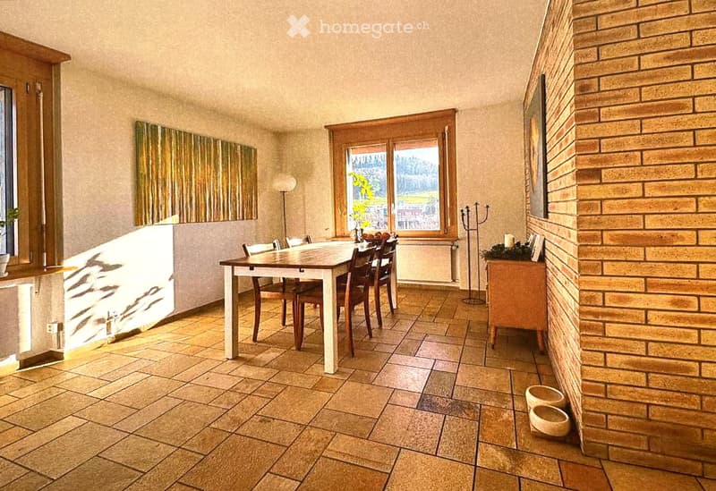 Sonnige 146m2 Wohnung in Effingen (5)