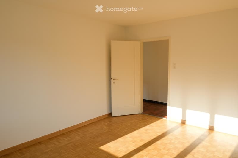 Schöne 2-Zimmerwohnung im 3. Obergeschoss (2)