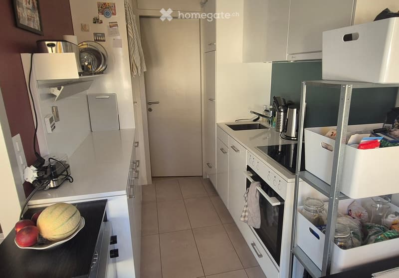 {"type": "Kitchen", "objects": ["refrigerator", "oven", "sink", "faucet", "plate", "faucet", "oven", "oven", "oven", "oven", "oven", "oven", "oven", "oven", "oven", "oven", "oven", "oven", "oven", "oven", "oven", "oven", "oven", "oven", "oven", "oven", "o