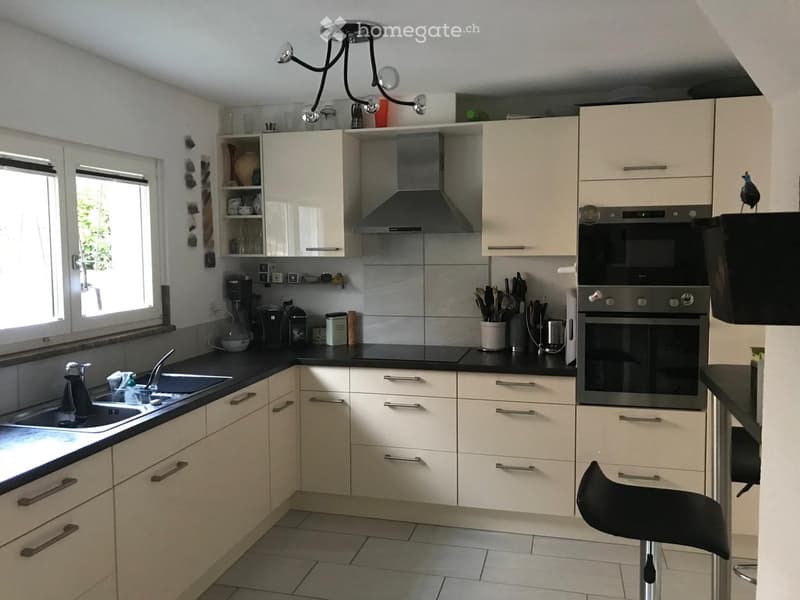 {"type": "Kitchen", "objects": ["sink", "faucet", "oven", "stool", "cupboard", "fridge", "cupboard", "faucet", "cupboard", "cupboard", "cupboard", "cupboard", "cupboard", "cupboard", "cupboard", "cupboard", "cupboard", "cupboard", "cupboard", "cupboard",