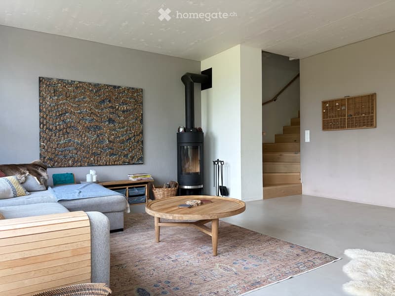 Geräumiges 6.5-Zimmer-Reihenhaus zu vermieten/Spacious 6.5-Room Row House for Rent (7)