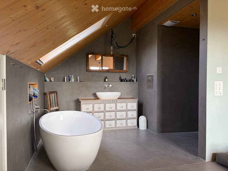 Boutique-Stil 5,5-Zimmer-Doppeleinfamilienhaus / Boutique style 5.5-Room Semi-Detached House (7)