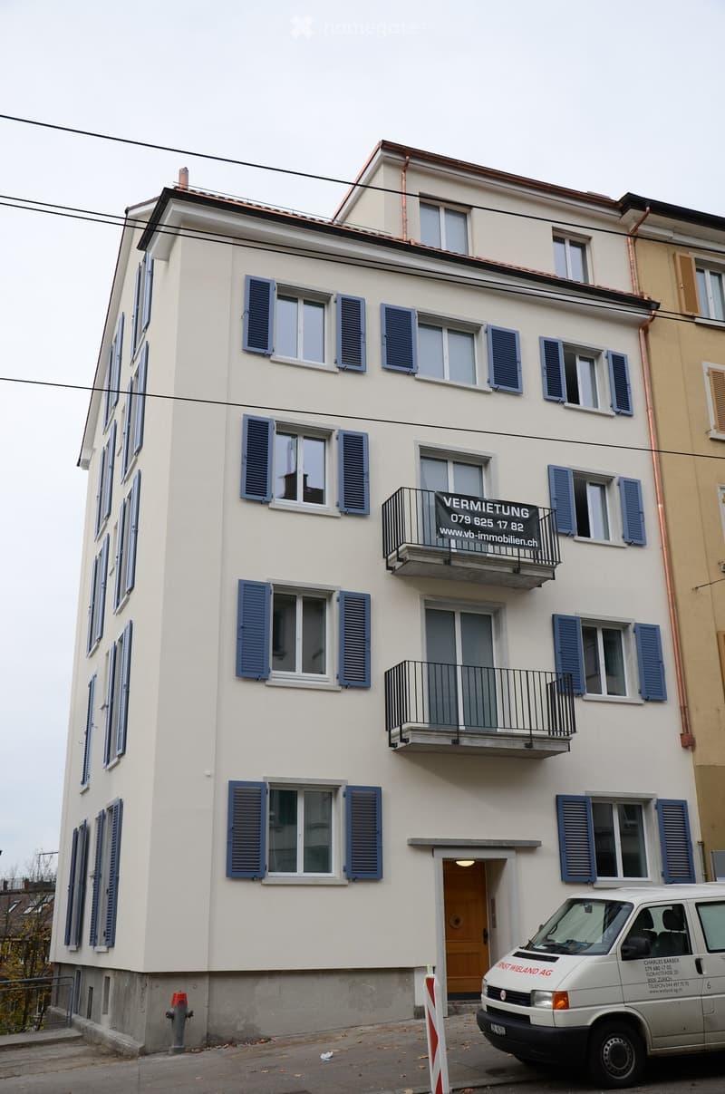 Eine Wohnung für Individualisten, welche das Detail und die Aussicht lieben! (12)