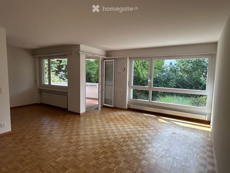 Helle 3.5-Zimmer-Wohnung mit Balkon in Binningen (6)