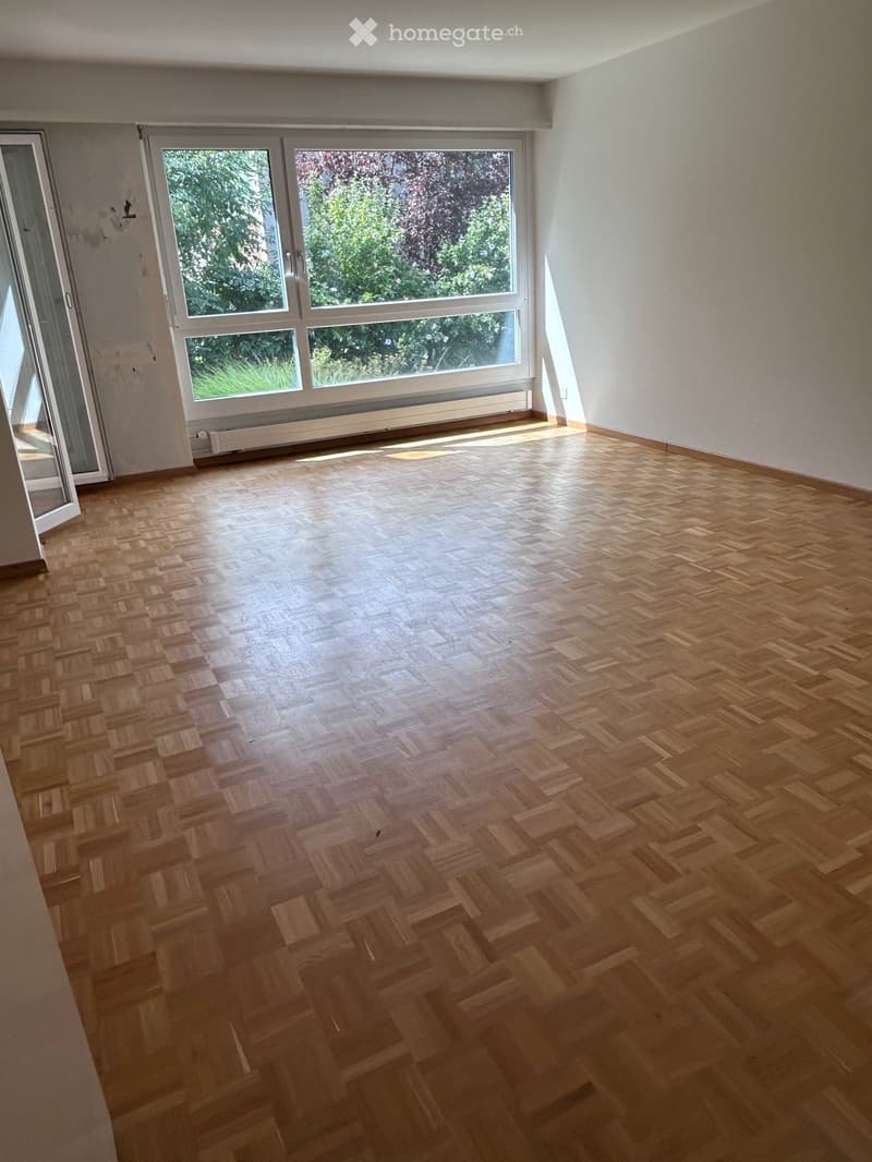 Helle 3.5-Zimmer-Wohnung mit Balkon in Binningen (13)