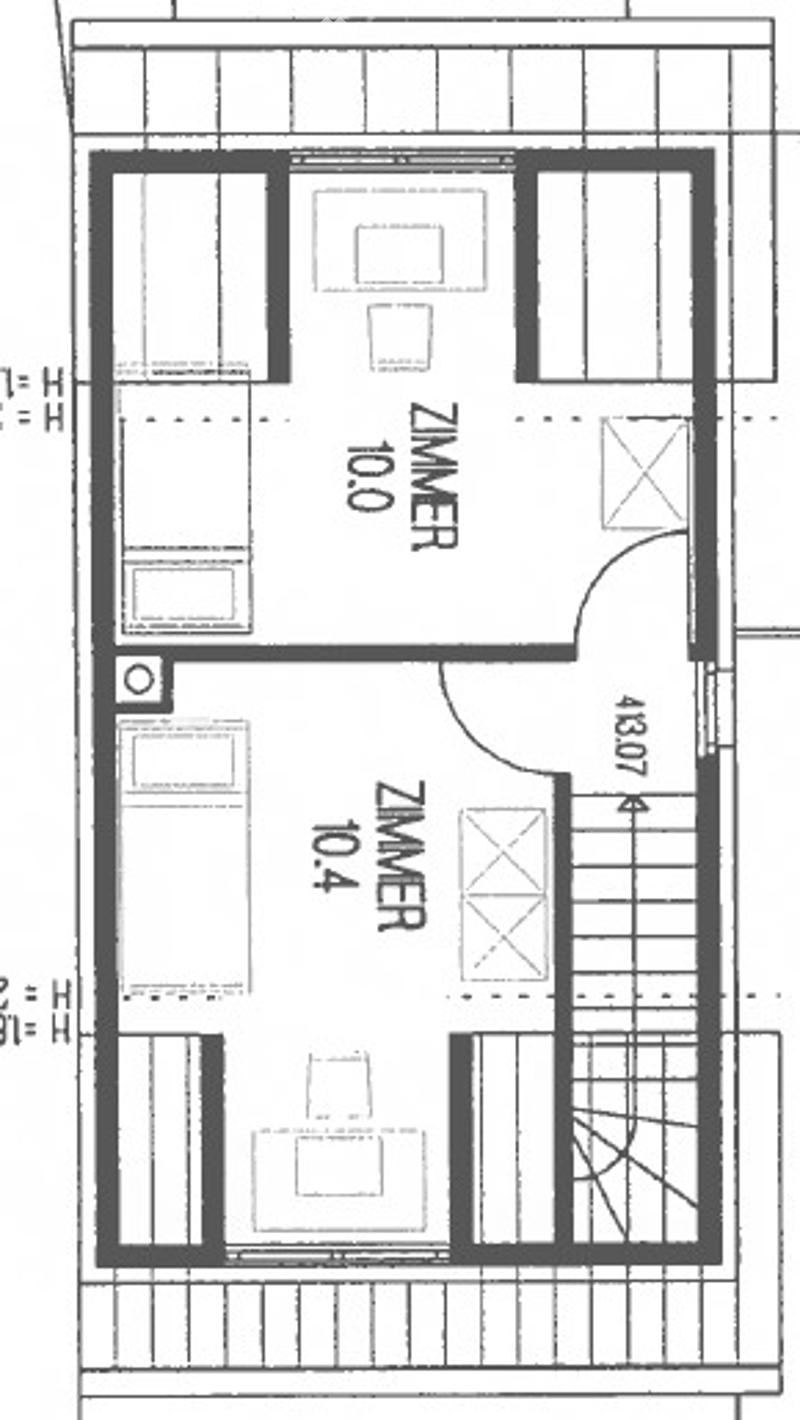 Floor plan of a two-room apartment with a combined living and dining area, a separate bedroom, and a bathroom.