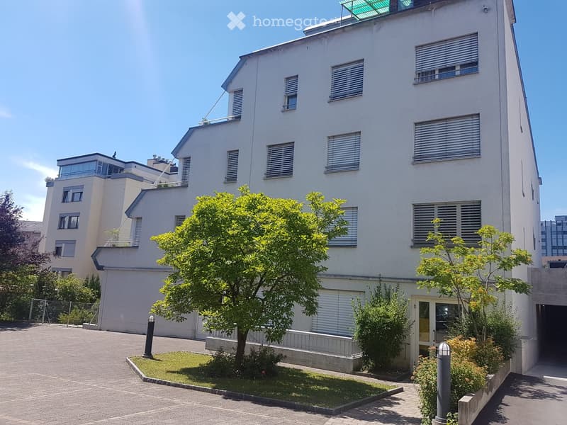 Einzelzimmer in 4.5 Zimmerwohnung (2)