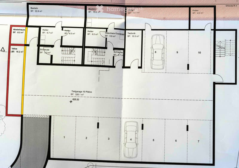 Floor plan showing basement, storage, bicycle area, and underground garage with 10 parking spaces.