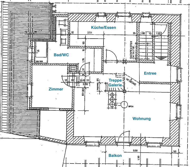 Floor plan showing a kitchen/dining area, bathroom/WC, bedroom, staircase gallery, entrance, living area, and balcony.