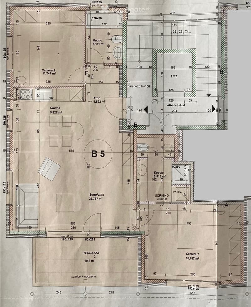 Living room, kitchen, dining room, 3 bedrooms, 3 bathrooms, terrace, entrance hall