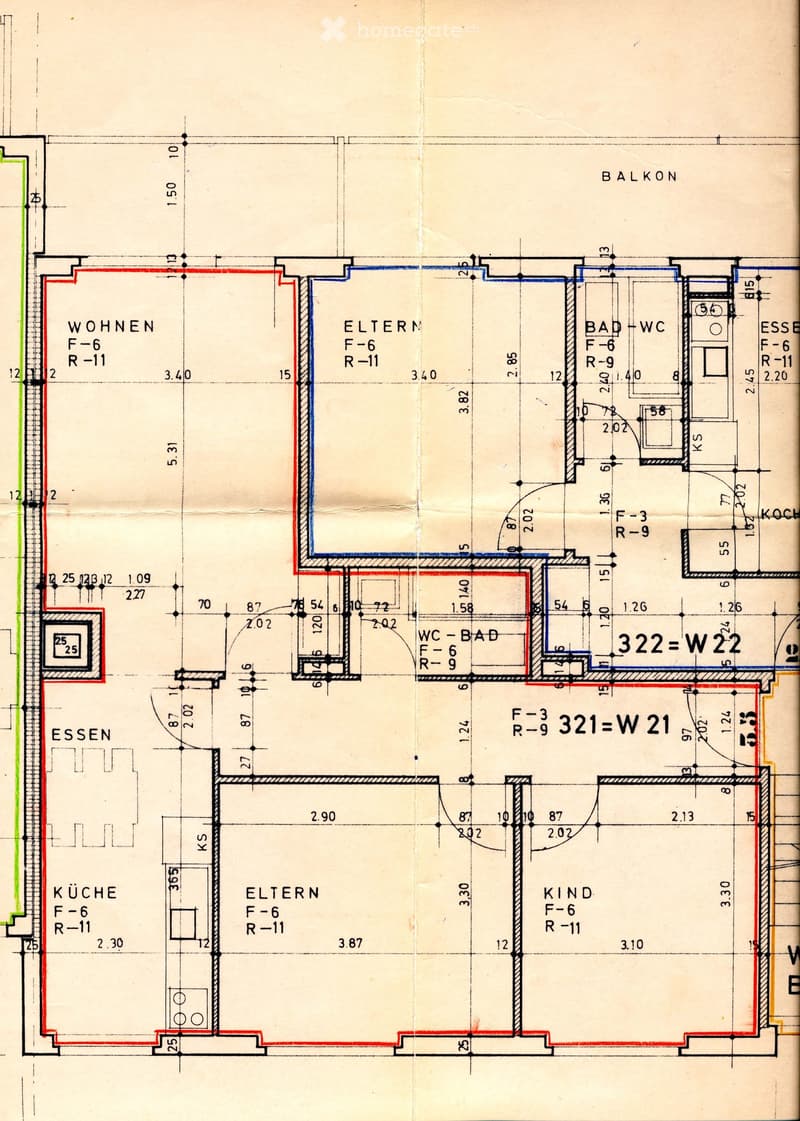 Floor plan of a residential space with labeled rooms including Wohnen (living), Eltern (parents), Bad-WC (bathroom), Essen (dining), Küche (kitchen), and Kind (child's room). Includes a balcony area.