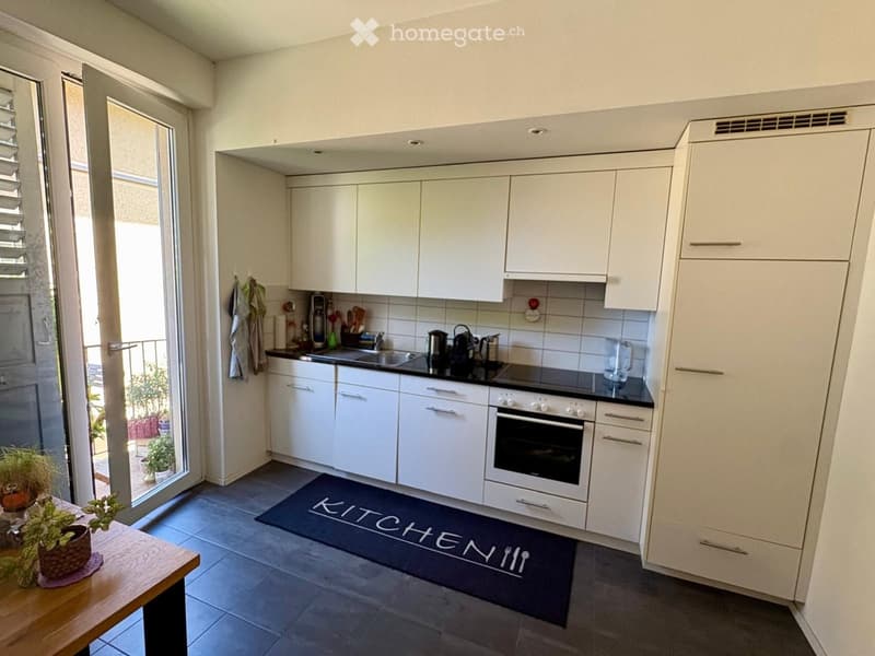 {"type": "Kitchen", "objects": ["table", "oven", "sink", "faucet", "cupboard", "blender", "oven", "fridge", "oven", "oven", "oven", "oven", "oven", "oven", "oven", "oven", "oven", "oven", "oven", "oven", "oven", "oven", "oven", "oven", "oven", "oven", "ov