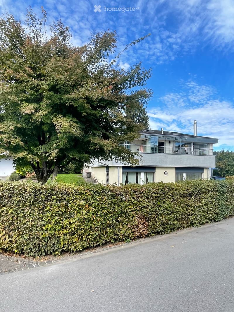 Charmantes 7.5 Zimmer Einfamilienhaus mit Entwicklungspotenzial in Meggen, Luzern (5)