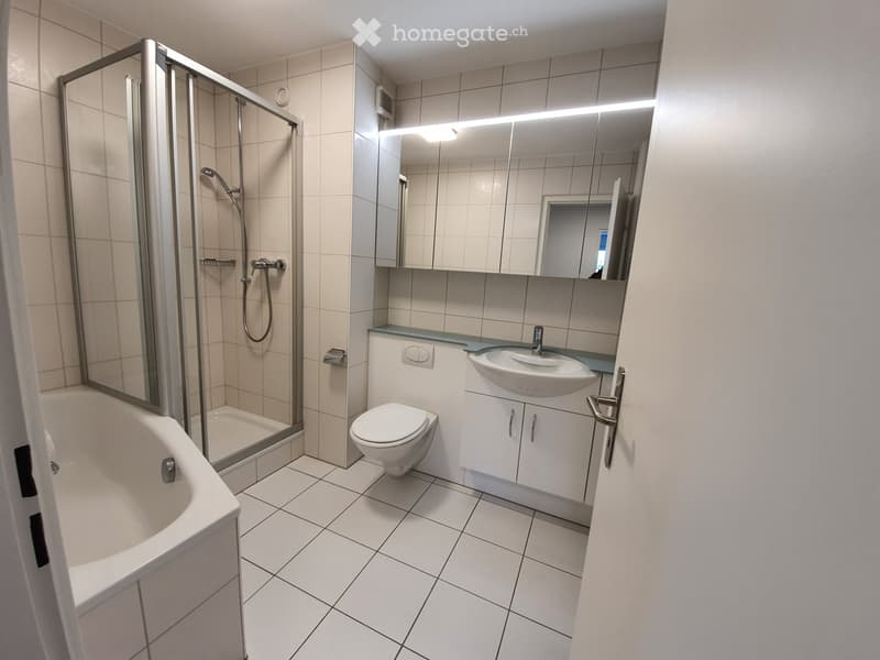 3.5 Zimmer Wohnung im 4. Obergeschoss mit schöner Aussicht Richtung Bodensee ostseitig (Morgensonne) (5)