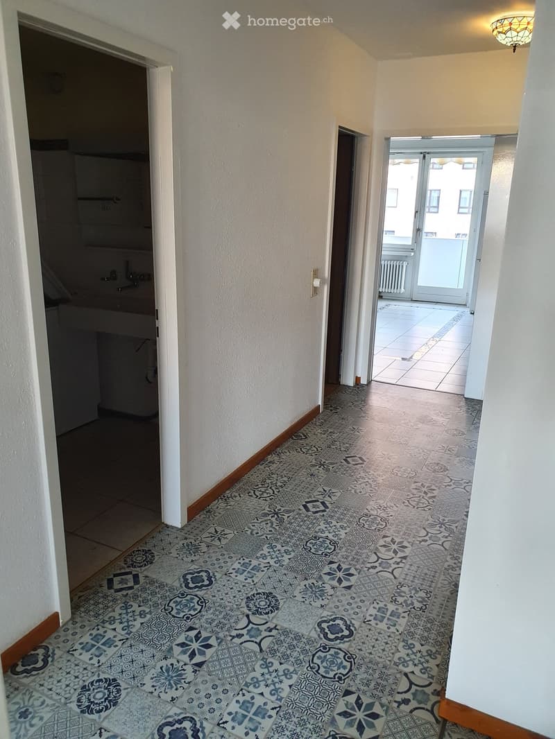 Zentrumsnahe grosse 3-Zi.-Whg., 5.OG, Nähe Aeschenplatz u. St.Alban-Vorstadt (6)