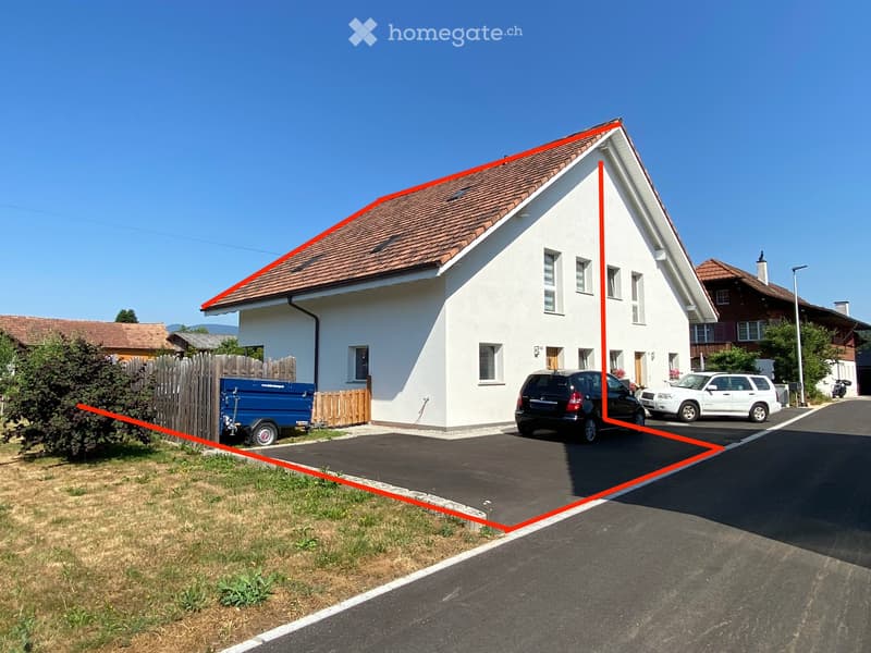 Charmante 4-Zimmer-Doppelhaushälfte in Wolfwil (1)