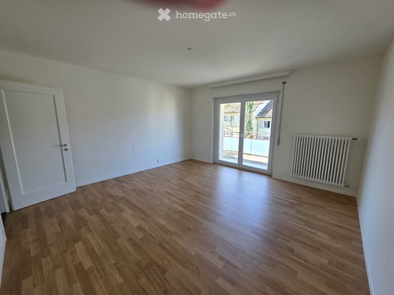Charmante 3-Zimmer-Altbauwohnung mit Balkon in Zürich-Wollishofen (5)