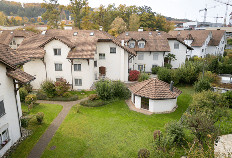 Grosszügige 6.5-Zimmer-Maisonette-Wohnung in ruhiger Lage in Bremgarten AG (2)