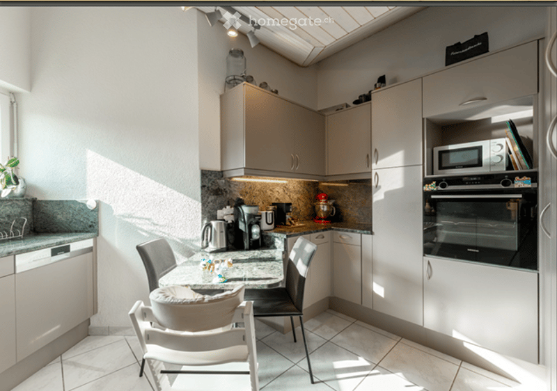 Grosszügige 6.5-Zimmer-Maisonette-Wohnung in ruhiger Lage in Bremgarten AG (6)