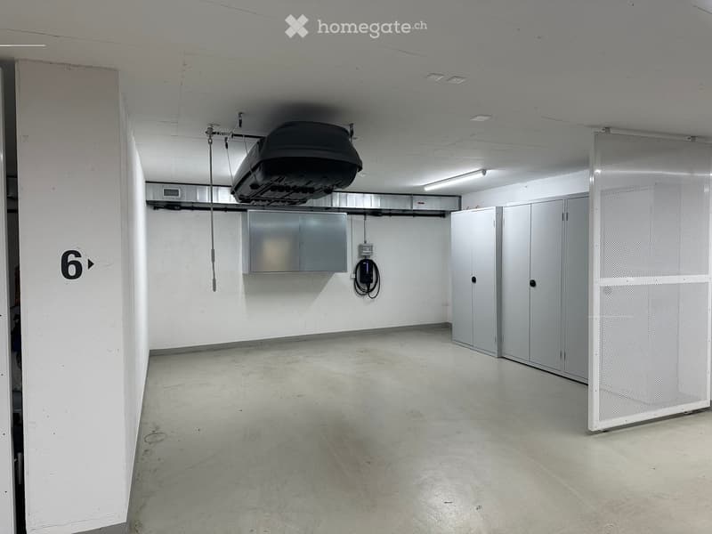 Moderne 2.5-Zimmer-Wohnung mit Balkon und Sauna an ruhiger Lage in Zürich 8044 (20)