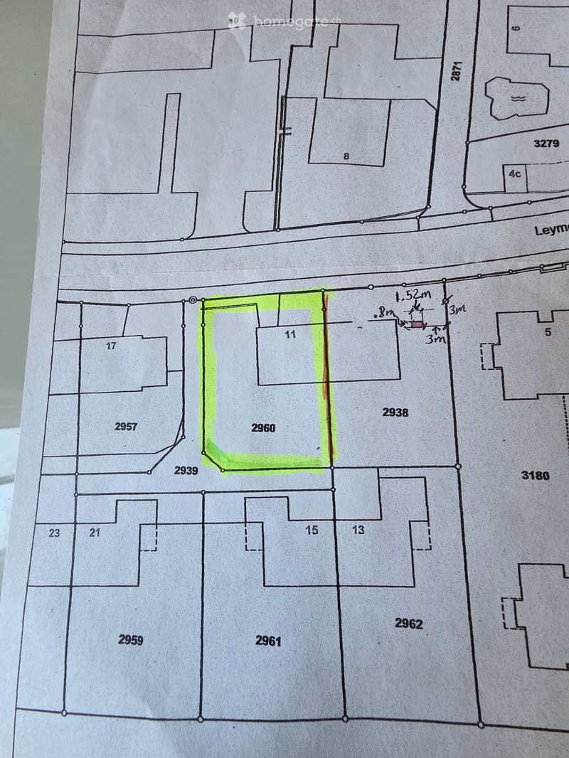 Floor plan showing multiple rooms and numbered sections, with a highlighted green area in the center.