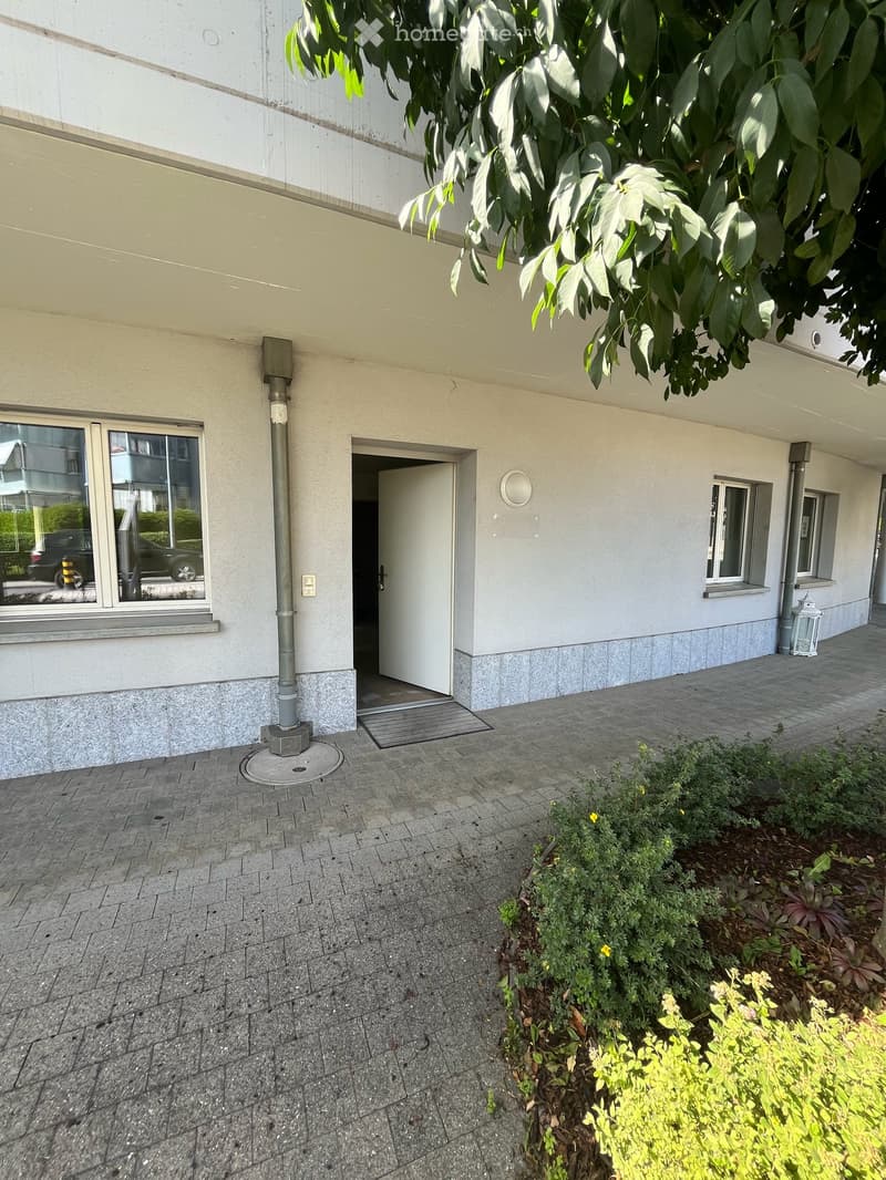 Büro an zentraler Lage in Jona – 135.2 m² sofort verfügbar (2)