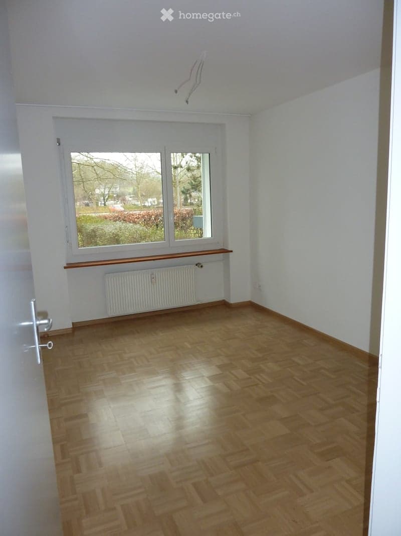 3-5-Zimmer-Wohnung an zentraler Lage in Reinach zu vermieten (17)