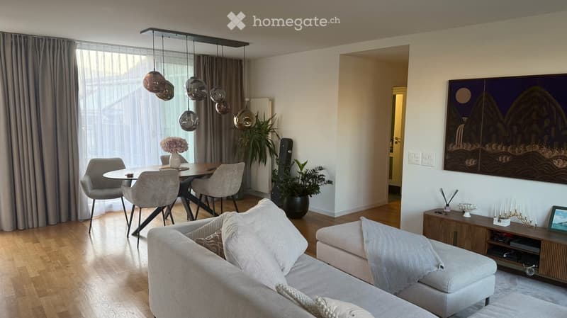 Bright 3.5-Room Apartment with Terrace in Prime Zürich 8008 Location (3)