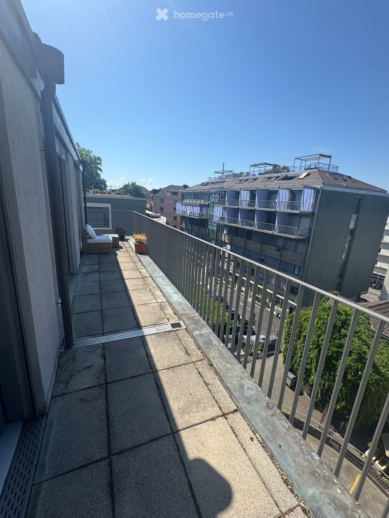 Bright 3.5-Room Apartment with Terrace in Prime Zürich 8008 Location (13)