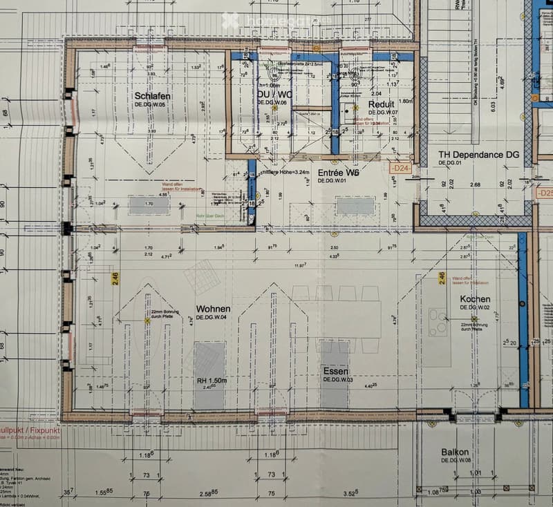 Floor plan of a multi-room apartment with labeled rooms including Schlafzimmer (bedroom), Wohnen (living room), Essen (dining room), Küche (kitchen), and Balkon (balcony).